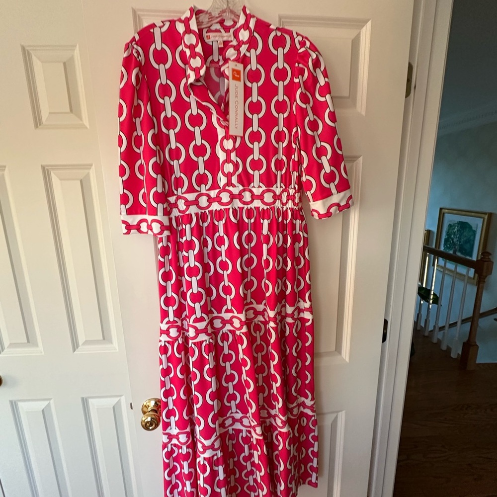 Chic Pink and White Chain Print Dress